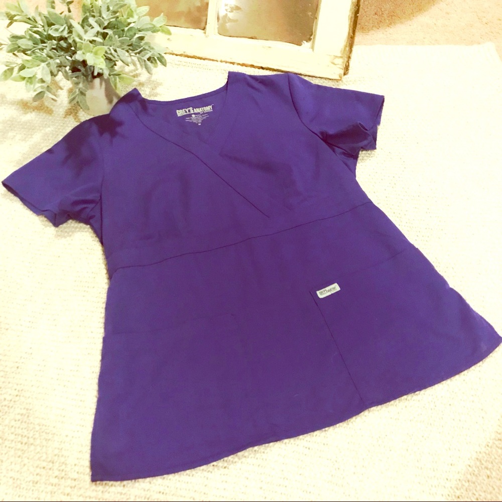 Grey’s Anatomy scrub top